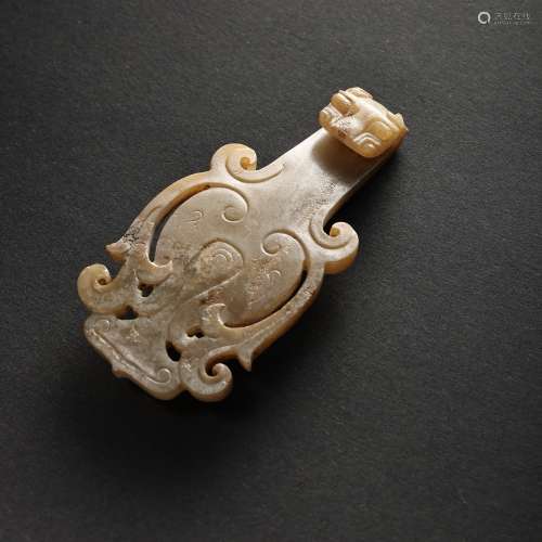 CHINESE HAN DYNASTY HETIAN JADE BELT HOOK