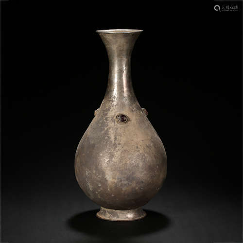 CHINESE TANG DYNASTY PURE SILVER SPRING VASE