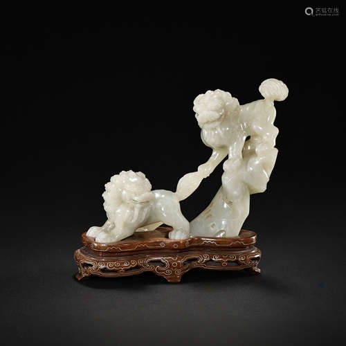 HETIAN JADE LION ORNAMENTS FROM THE QING DYNASTY