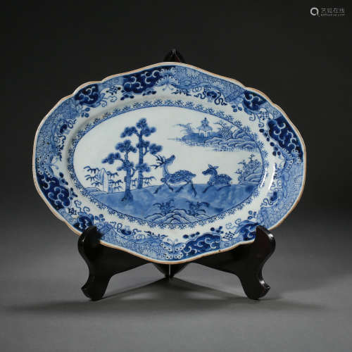 CHINESE QING DYNASTY BLUE AND WHITE PLATE