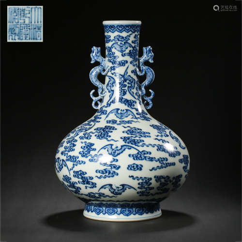 BLUE AND WHITE VASE WITH TWO EARS, QIANLONG PERIOD, QING DYN...