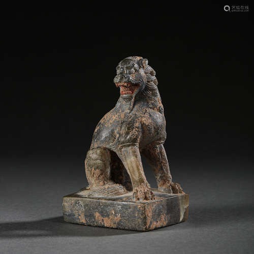 CHINESE HAN DYNASTY STONE LION