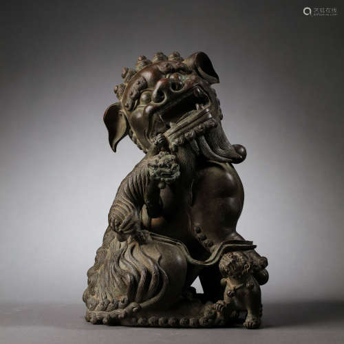 CHINESE QING DYNASTY BRONZE LIONESS