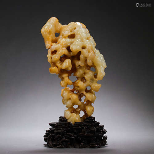 CHINESE HETIAN JADE CARVING, QING DYNASTY