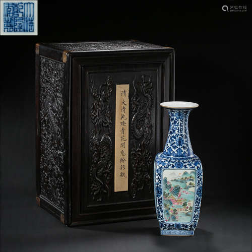 BLUE AND WHITE FAMILLE ROSE VASE FROM THE QIANLONG PERIOD, Q...