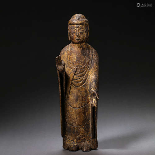 CHINESE MING DYNASTY GILT BRONZE BUDDHA STATION