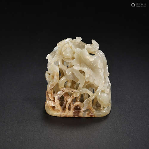 HETIAN JADE ORNAMENT, LIAO DYNASTY, CHINA