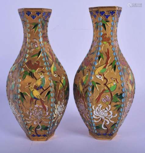 A PAIR OF EARLY 20TH CENTURY CHINESE CLOISONNÉ ENAMEL VASES ...