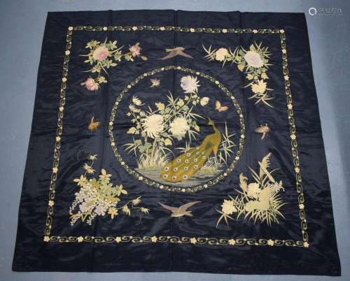 AN EARLY 20TH CENTURY CHINESE SILK EMBROIDERED PANEL Late Qi...