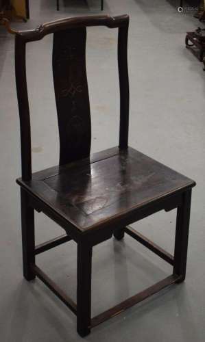 AN EARLY 20TH CENTURY CHINESE CARVED HARDWOOD CHAIR Late Qin...