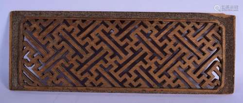 AN 18TH CENTURY CHINESE PAINTED GILT WOOD STYLISED PANEL Qin...