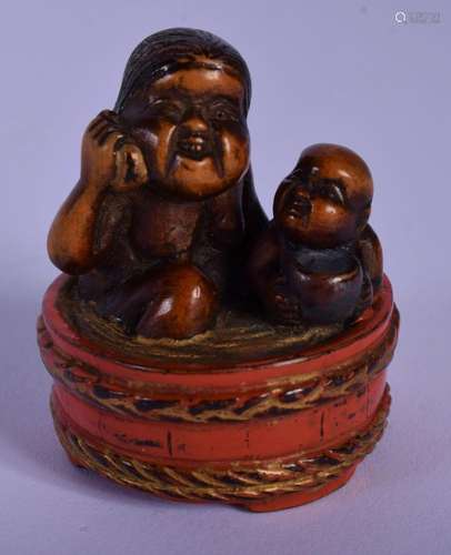 AN UNUSUAL 19TH CENTURY JAPANESE MEIJI PERIOD LACQUERED WOOD...