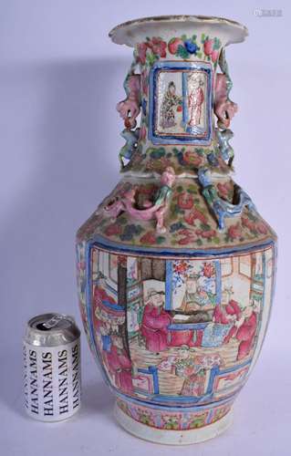 A LARGE 19TH CENTURY CHINESE CANTON FAMILLE ROSE PORCELAIN V...