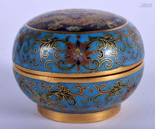 A 19TH CENTURY CHINESE CLOISONNÉ ENAMEL CIRCULAR BOX AND COV...