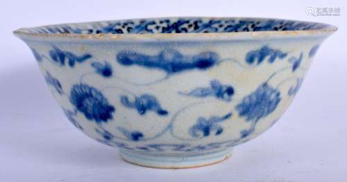A 17TH/18TH CENTURY CHINESE BLUE AND WHITE SHIPWRECK BOWL La...