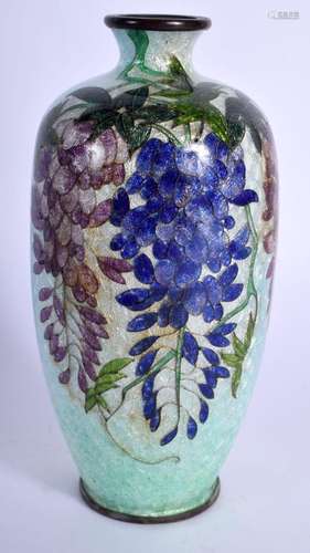 AN EARLY 20TH CENTURY JAPANESE MEIJI PERIOD CLOISONNÉ ENAMEL...