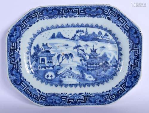 AN 18TH CENTURY CHINESE EXPORT BLUE AND WHITE PORCELAIN DISH...