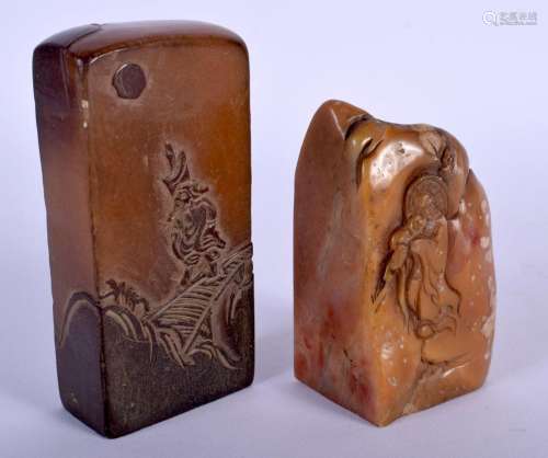 TWO EARLY 20TH CENTURY CHINESE CARVED SOAPSTONE SEALS Late Q...