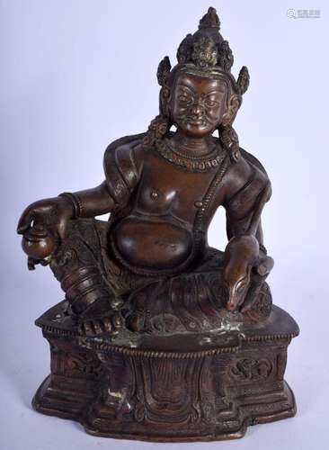 AN 18TH/19TH CENTURY CHINESE TIBETAN BRONZE FIGURE OF A BUDD...