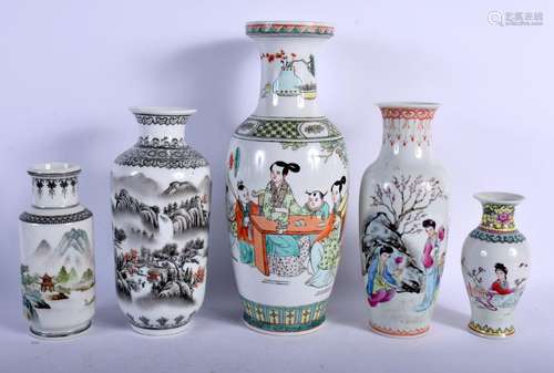 FIVE CHINESE REPUBLICAN PERIOD VASES. Largest 30 cm high. (5...