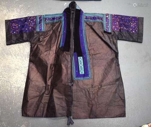 AN EARLY 20TH CENTURY CHINESE BLACK SILK WORK JACKET decorat...