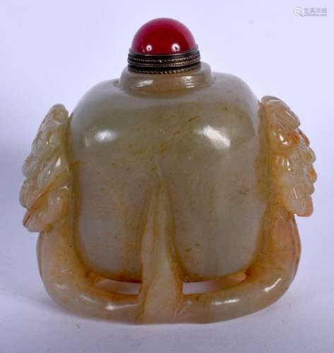 A CHINESE CARVED JADE SNUFF BOTTLE AND STOPPER 20th Century....