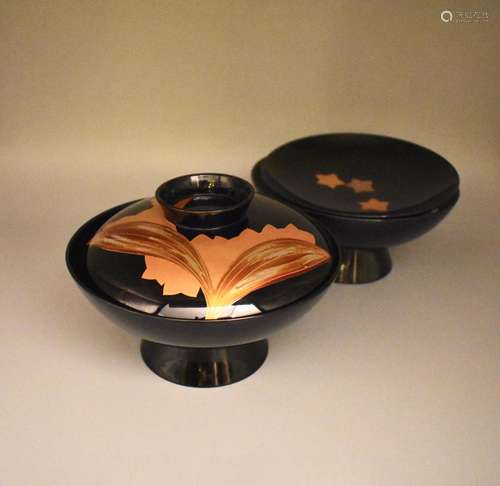 Set of Ten Roiro-nuri New Year Lacquered Plum Blossom Bowl a...