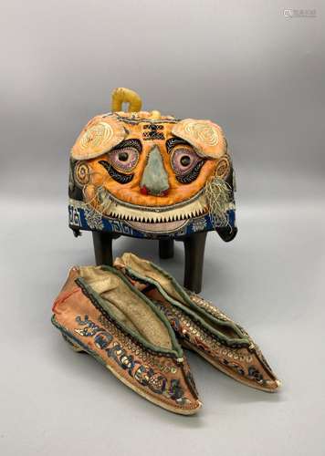 Chinese Foo-Dog Theatrical Silk Childrens hat and shoes