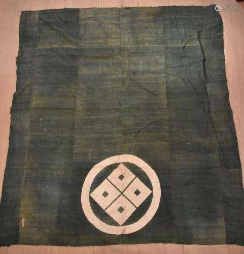 Green Cotton Dyed Family Crest