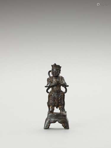 A BRONZE FIGURE OF A GUARDIAN KING, MING