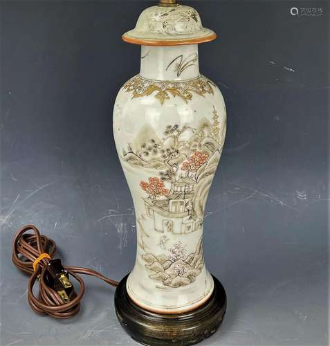 A Chinese Export Ink Color Porcelain Lidded Vase