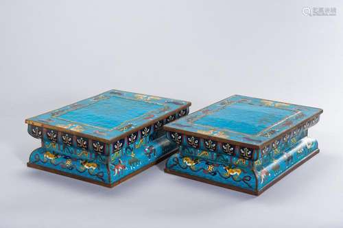 A PAIR OF LARGE GILT BRONZE CLOISONNÉ BASES