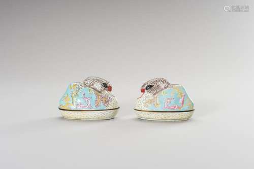 A PAIR OF FIGURAL DUCK SHAPE CANTON ENAMEL BOXES