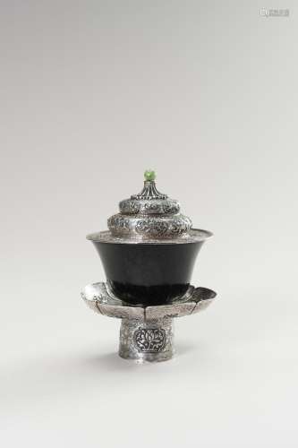 A SILVER AND SPINACH-GREEN JADE BUTTER TEA SET