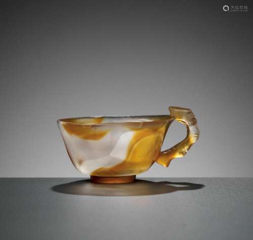 A BAMBOO-HANDLE AGATE CUP, MING DYNASTY