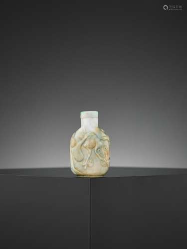 A JADEITE ‘SQUIRREL AND BIRD’ SNUFF BOTTLE, QING DYNASTY