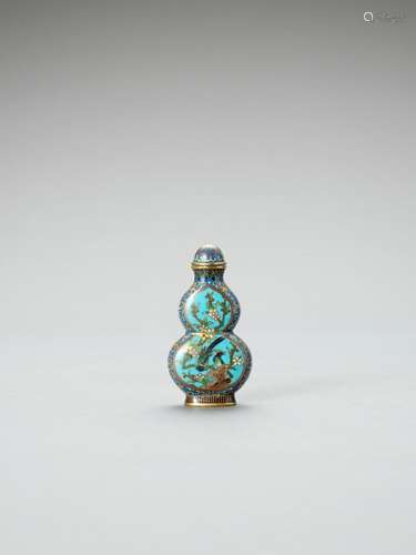 A DOUBLE-GOURD CLOISONNE SNUFF BOTTLE