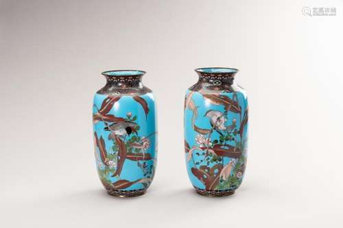 A PAIR OF TWO CLOISONNÉ VASES WITH BIRDS AND FLOWERS