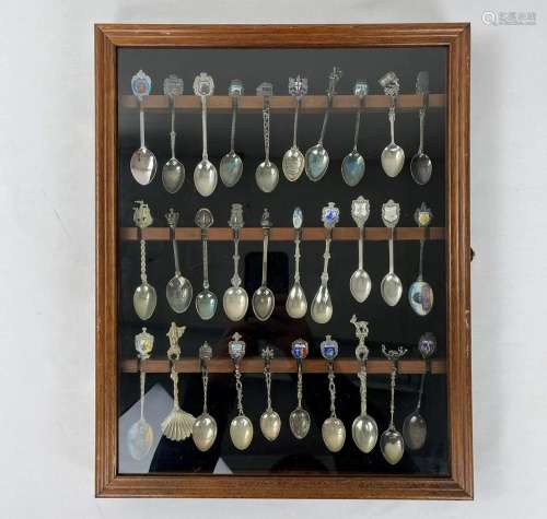 30 Souvenir Spoon Rack Holder Display Case Cabinet
