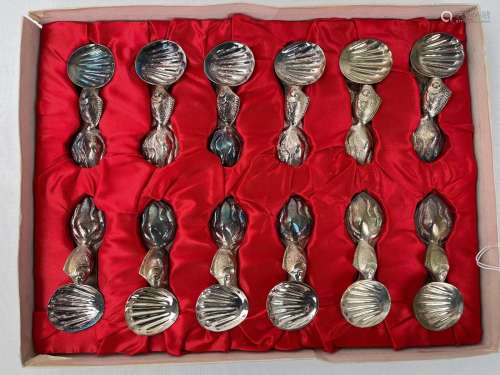 12 Silver Spoon Chopstick Rest Holder Shell and Fish