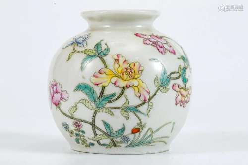Famille Rose Apple-shaped Water Pot with Floral Design