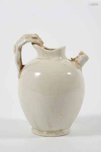 White Glazed Ewer, Xing Ware