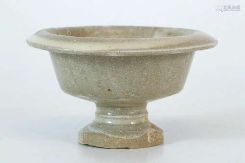 White Glazed Stem Censer