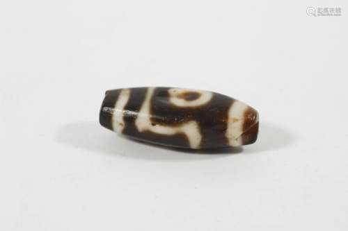 Chinese Pure Two Eyes Dzi Bead with Folded Lines