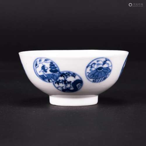 A CHINESE BLUE AND WHITE MEDALLION BOWL