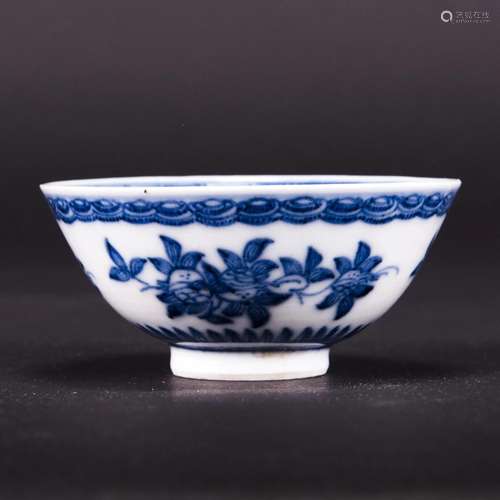 A CHINESE BLUE AND WHITE 'SANDUO' BOWL