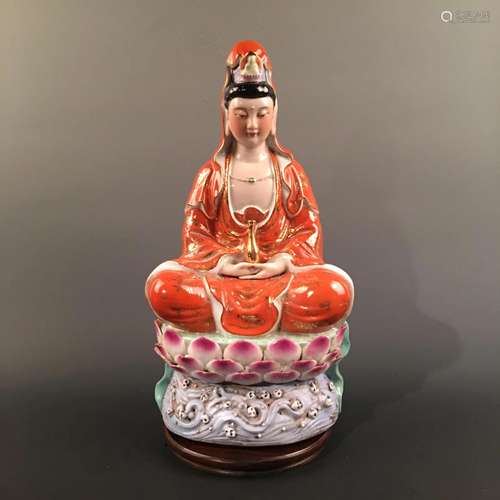 Chinese Famille Rose Guanyin Statue