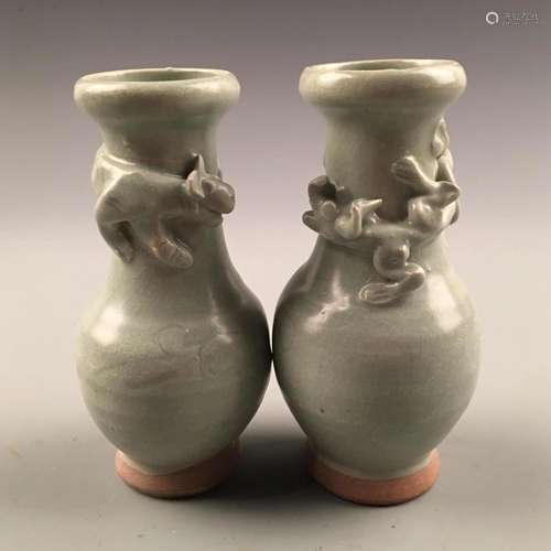 Pair Chinese Clear Celdon 'Ruishou' Bottle