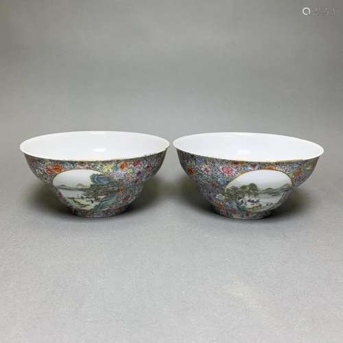 PAIR OF FAMILLE ROSE MILLE FLEURS 'BOWLS, REPUBLIC