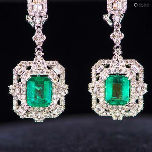 EMERALD &DIAMOND EARRINGS W/ AIG CERTIFIED